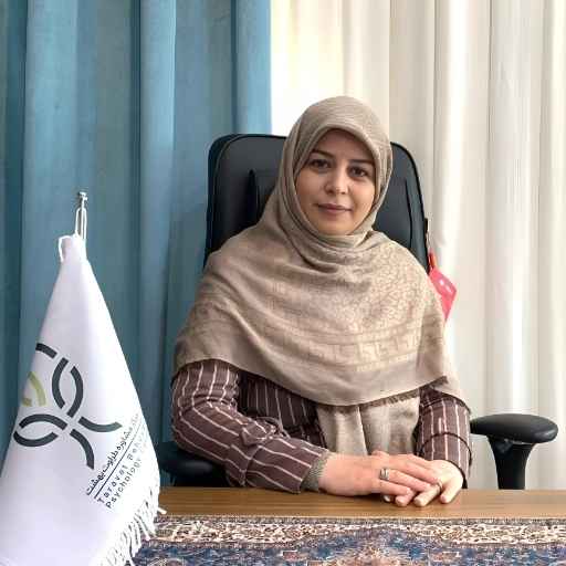 خانم دکتر محقق